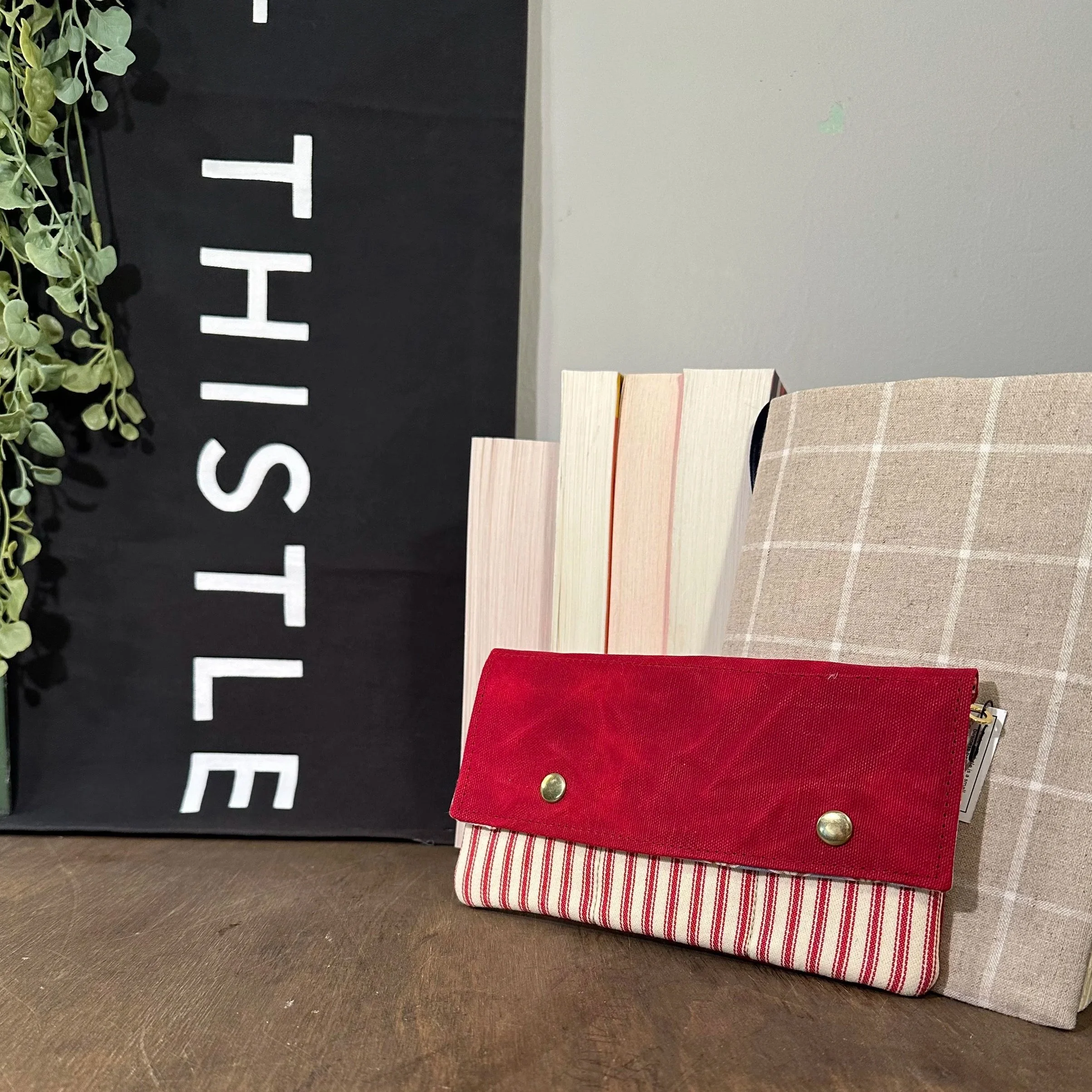 Blue and Red Floral/ Anya Minimalist Wallet