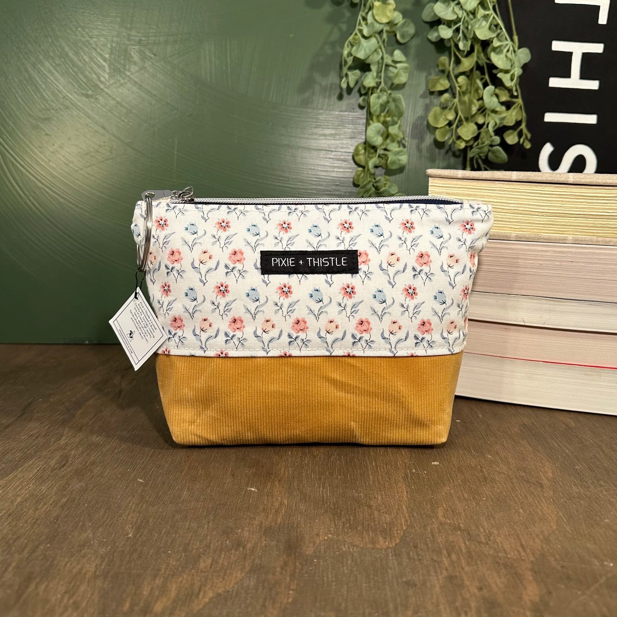 Sweet Florals /  Fat Bottom Zip