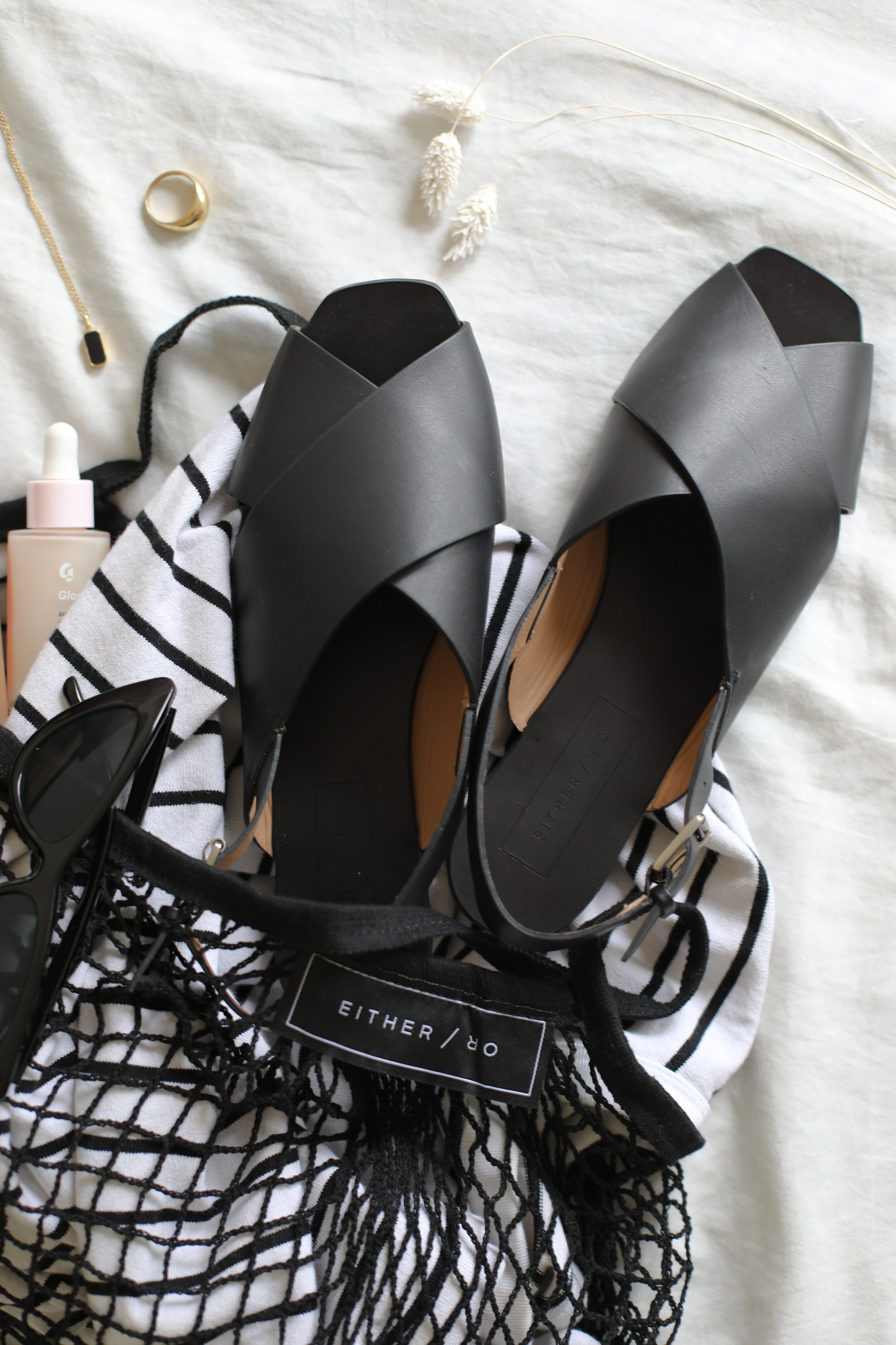 The Best Minimal & Chunky Spring Sandals — Jessica Harumi