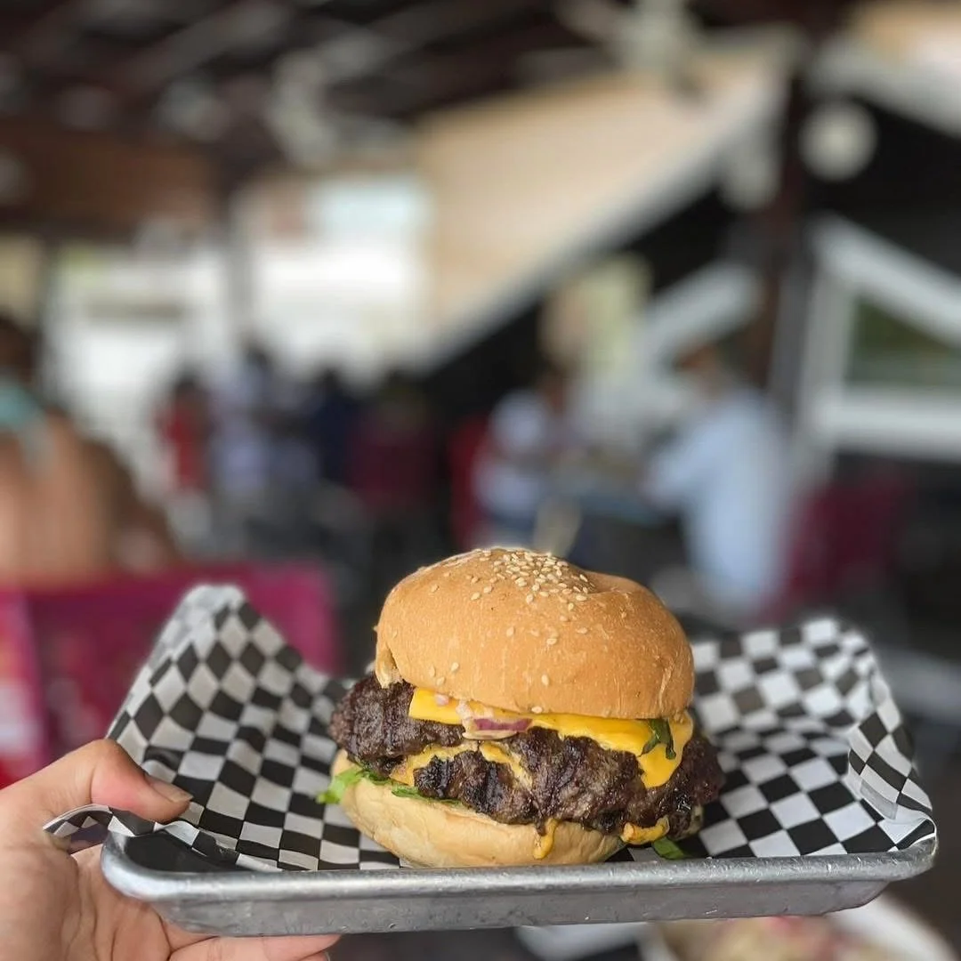 lunch at Umbrellas?? 🍔🍔