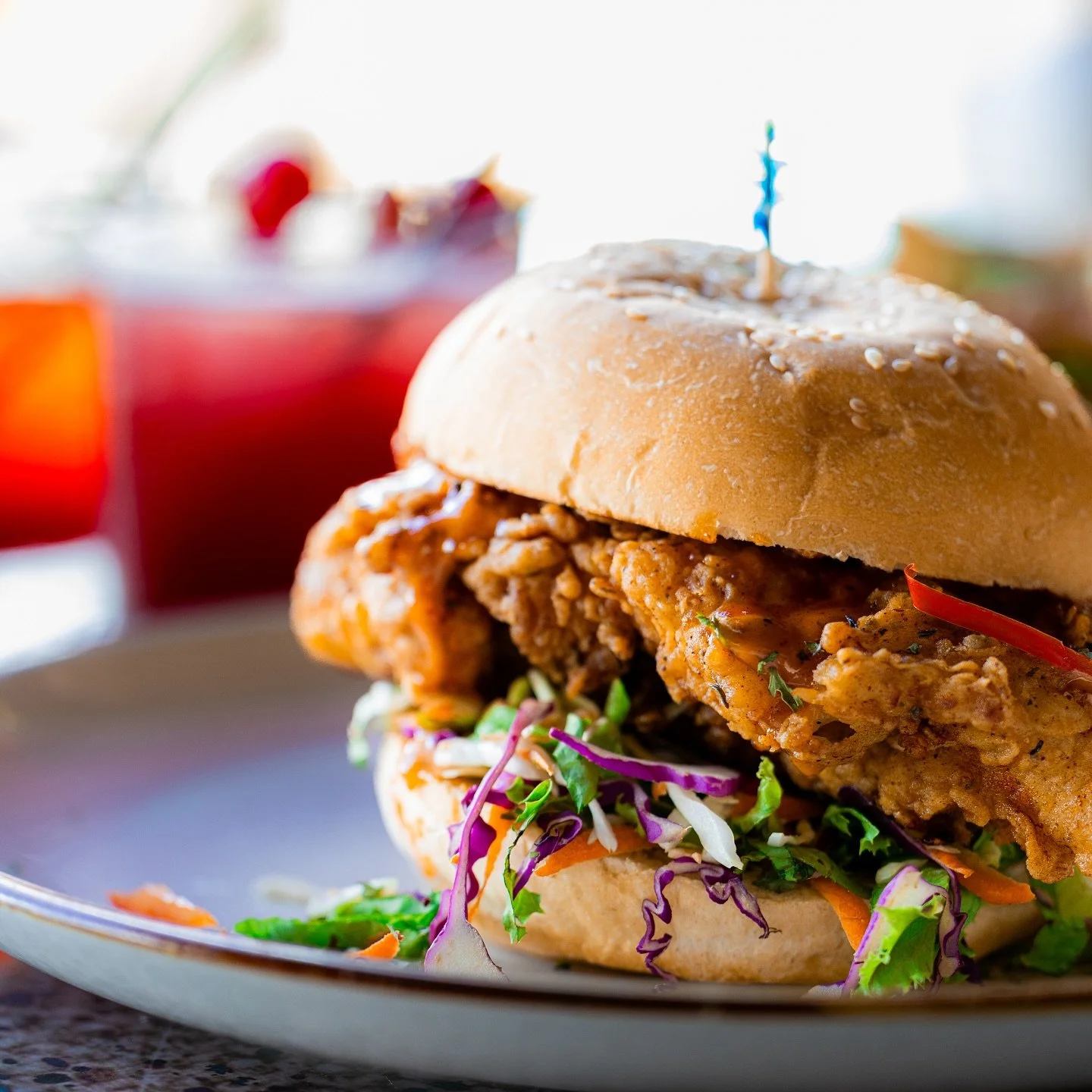 YUM. Who says you can&rsquo;t have a great beachside meal on a Monday?

We open EVERYDAY from 11am. MONDAYS TOO! See you soon ✨✨