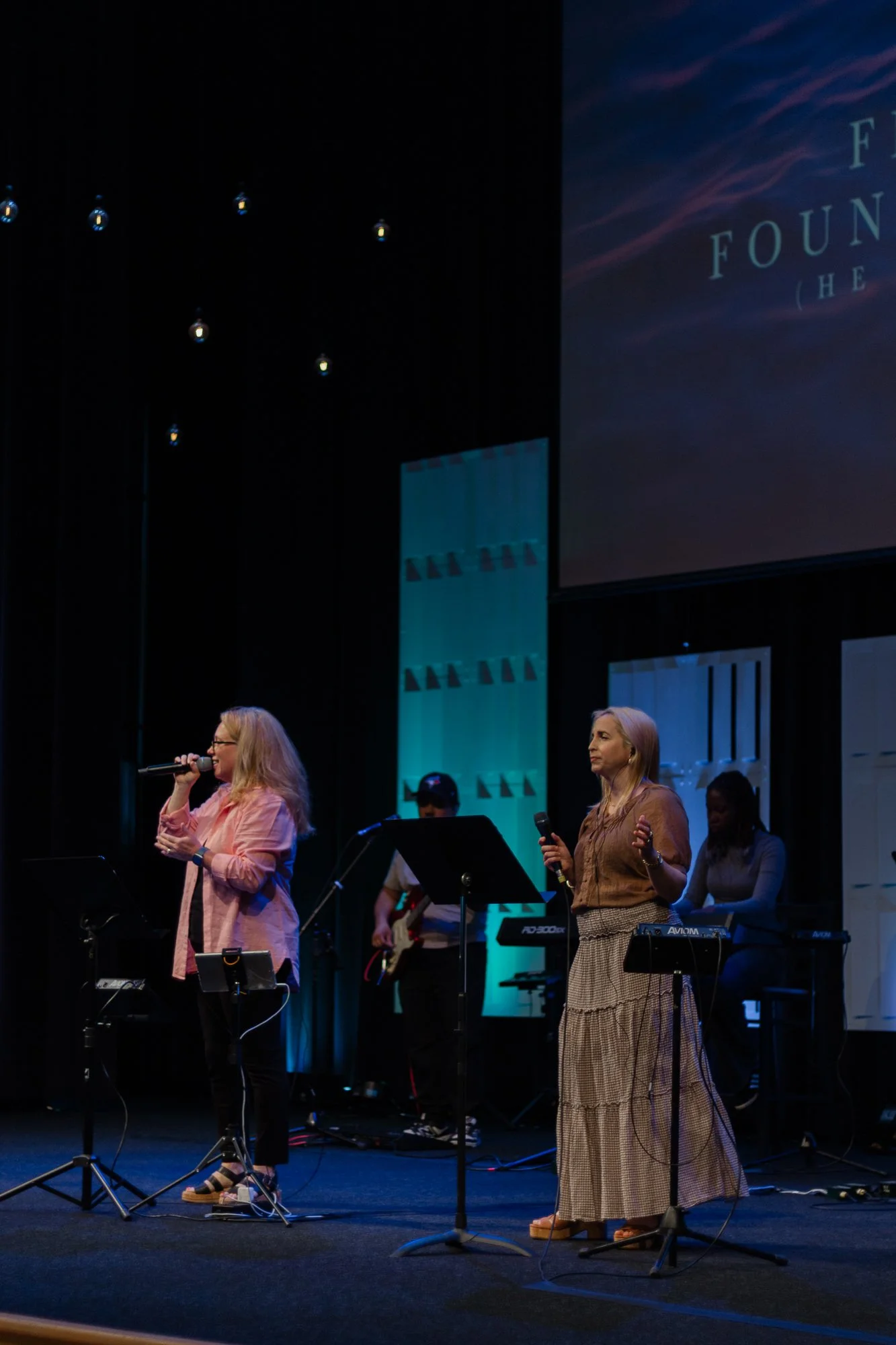 Apply for the Worship Team!