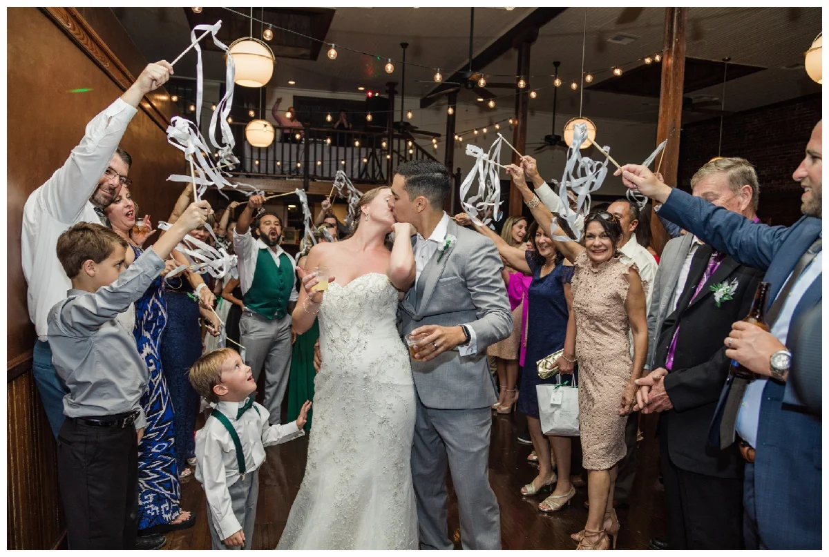 xavier's bridal & formal wear