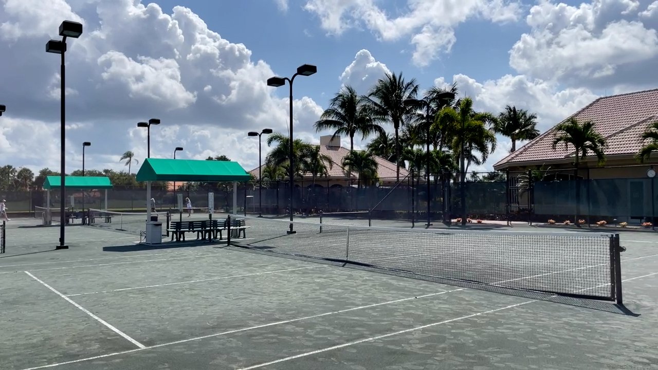 Worthington Country Club Tennis.jpeg