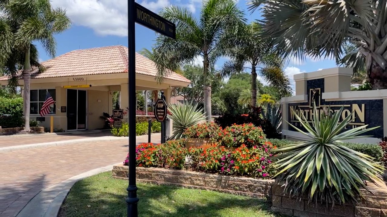 Worthington Country Club Gate.jpeg