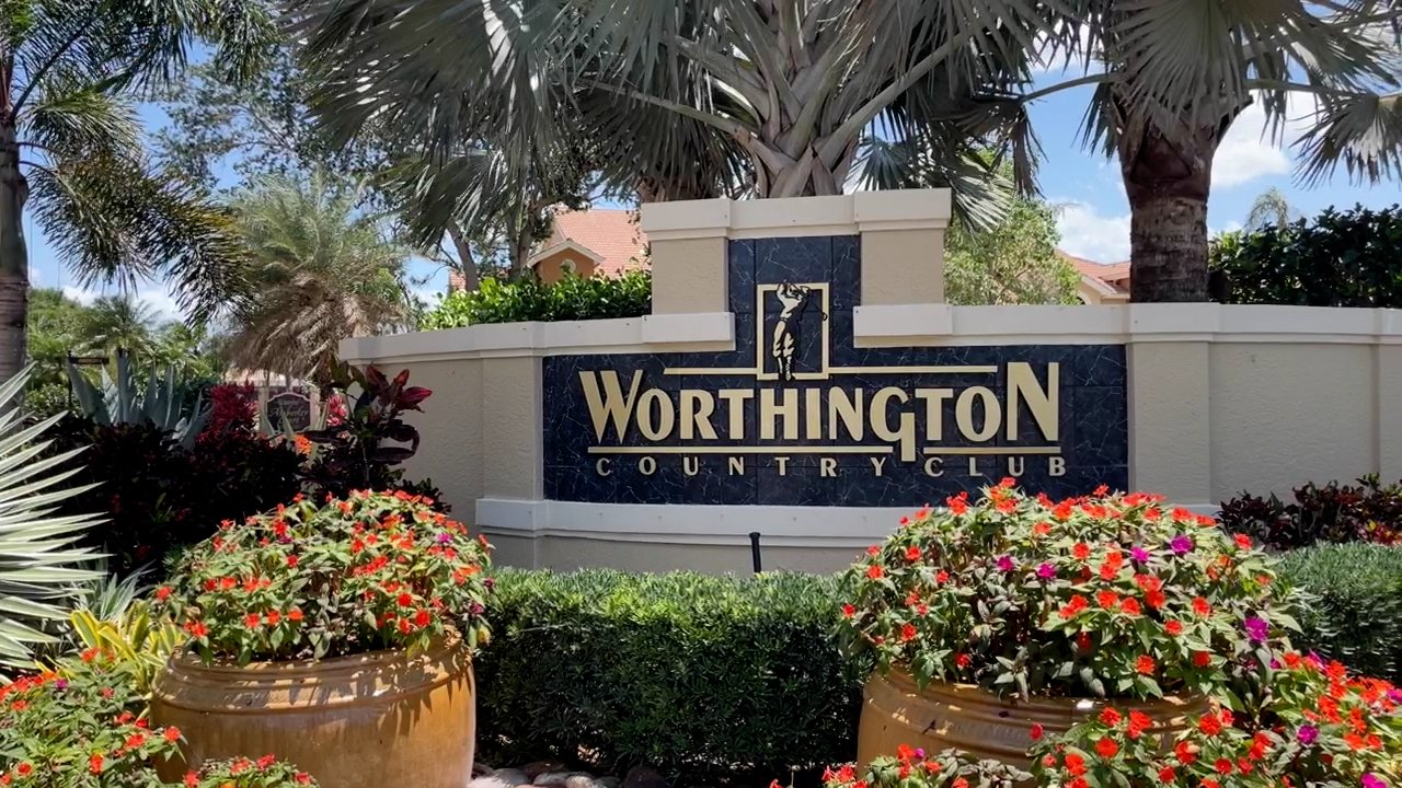 Worthington Country Club Sign Near Gate.jpeg