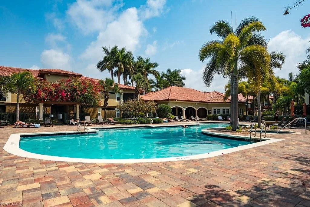 San-Mirage-Pool-Deck.jpeg