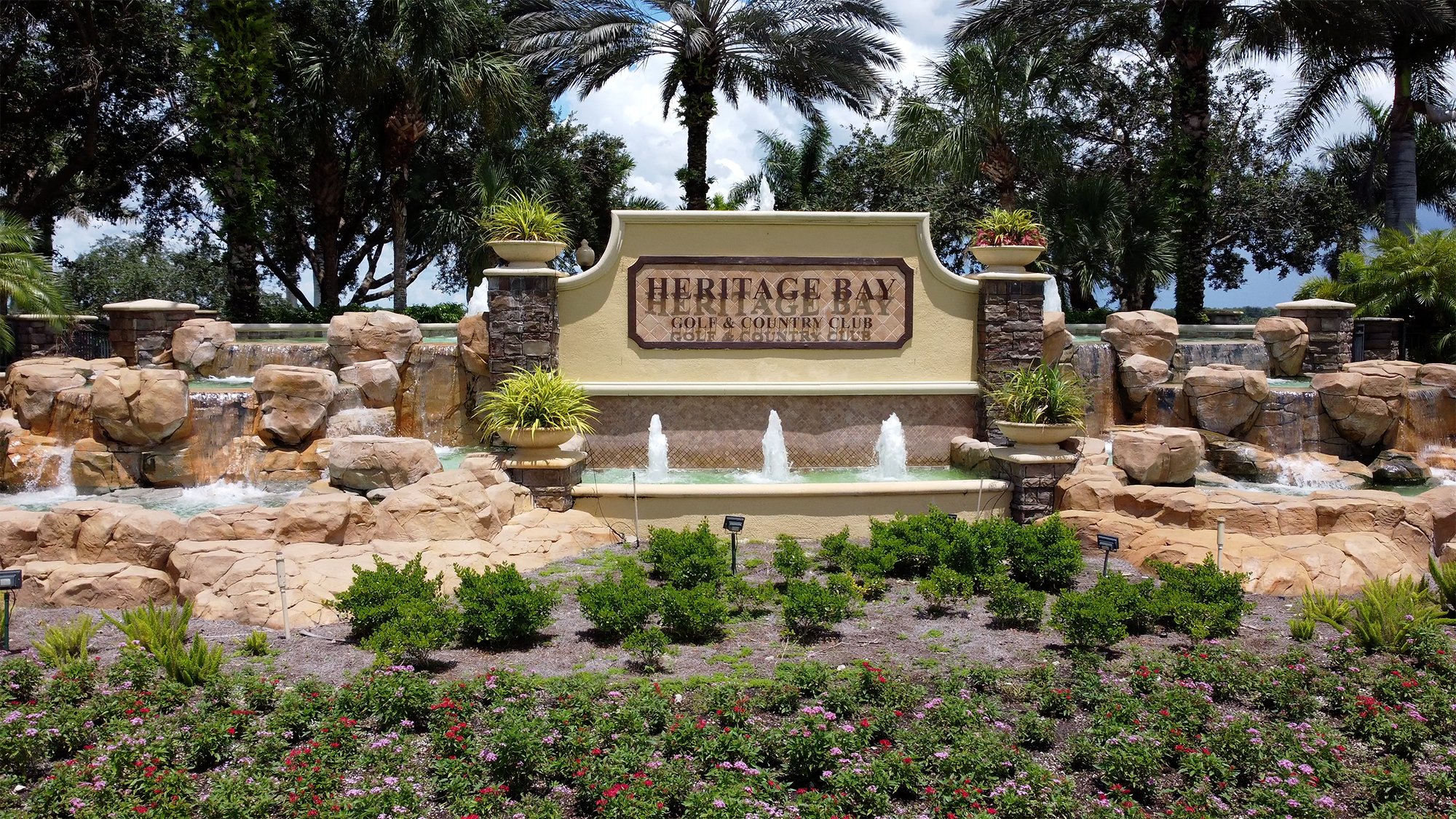 Heritage  Bay Golf and Country Club Entry Monument.jpeg