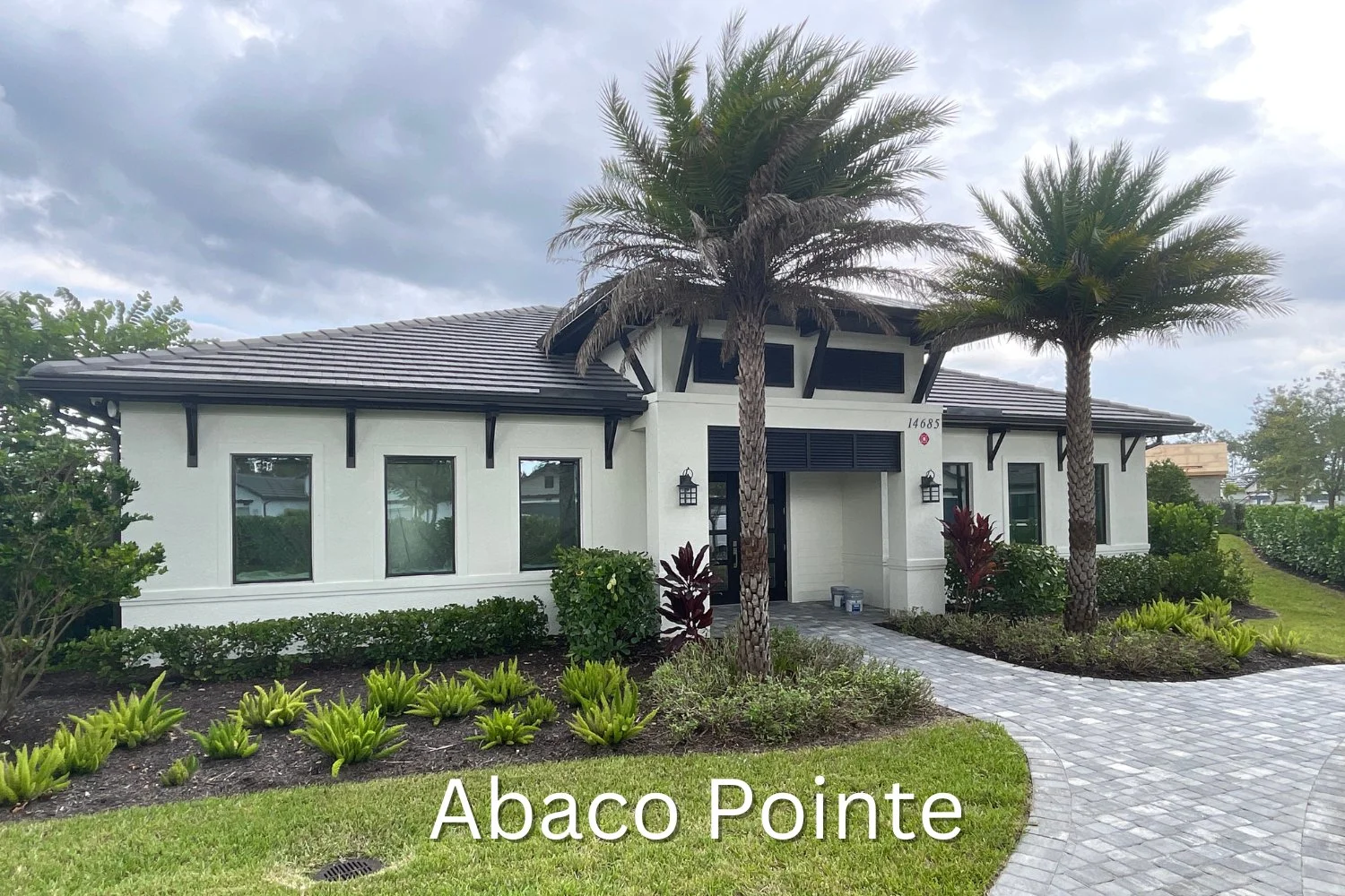 Abaco Pointe Naples.jpeg