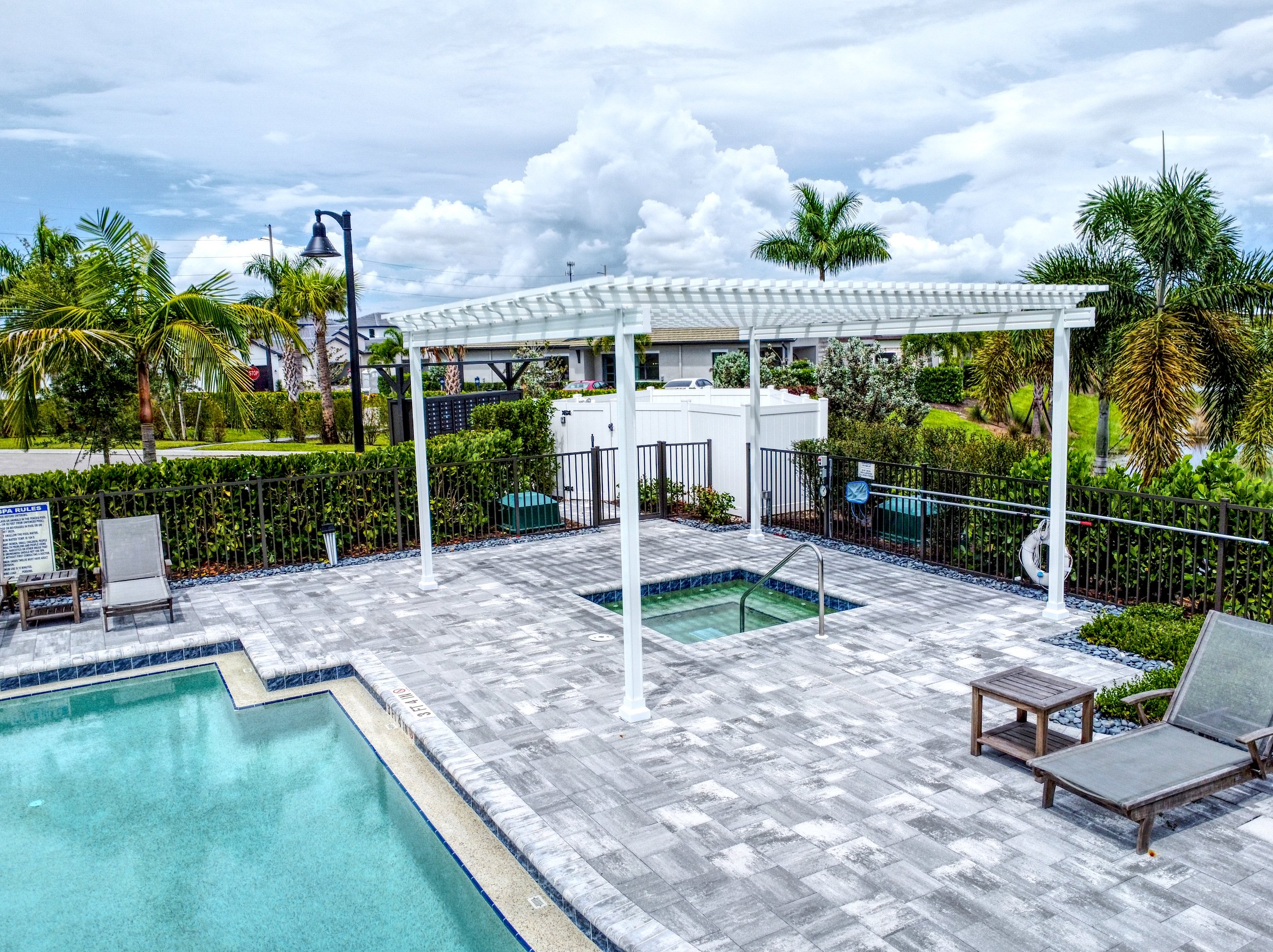 Abaco-Pointe-Clubhouse-Spa.jpg