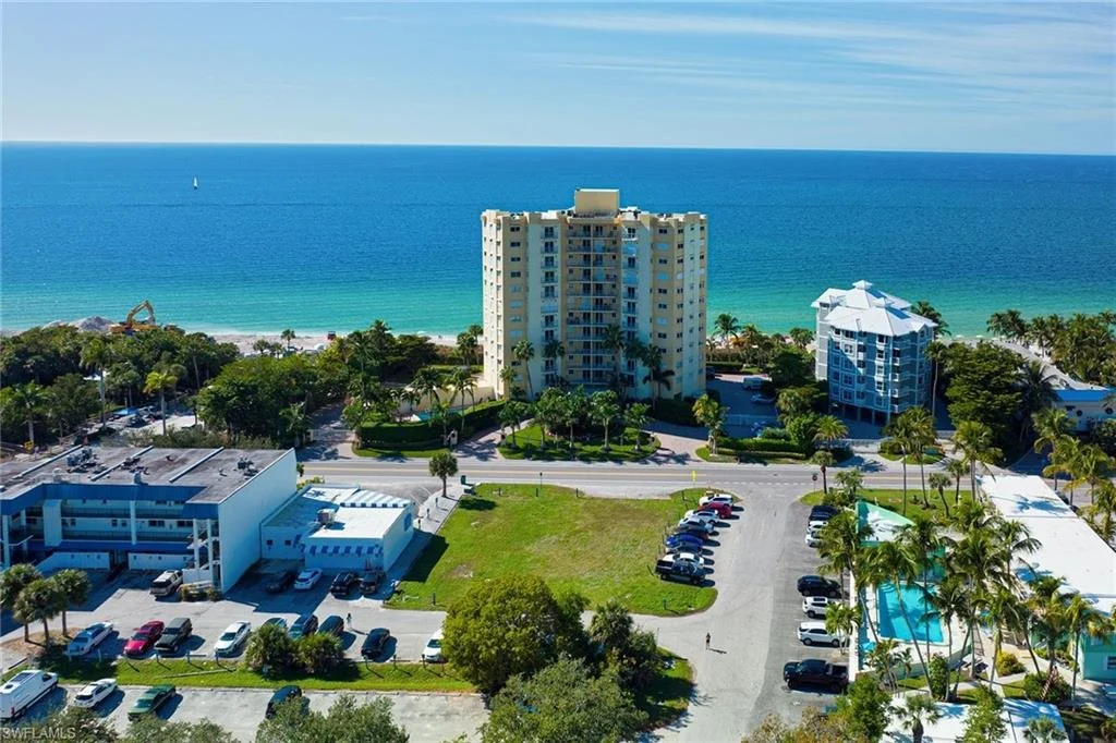 Beachmoor of Vanderbilt Beach.jpeg