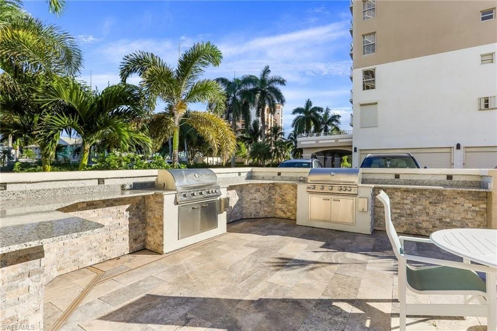 Vanderbilt Shores Grills.jpeg