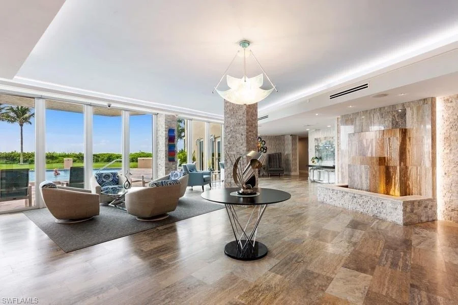 Vanderbilt Shores Lobby.jpeg