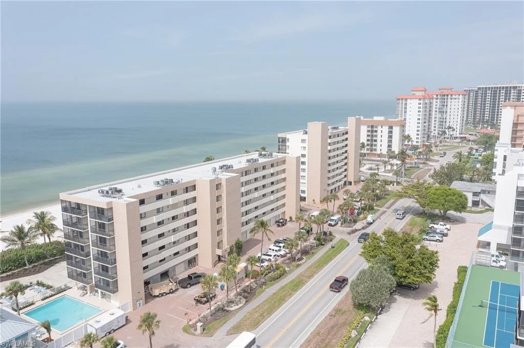Bayshores at Vanderbilt Beach Gulf.jpeg