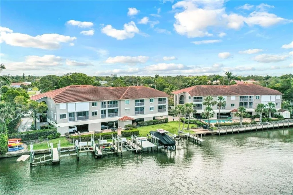 Chateau Vanderbilt Boat Docks.jpeg