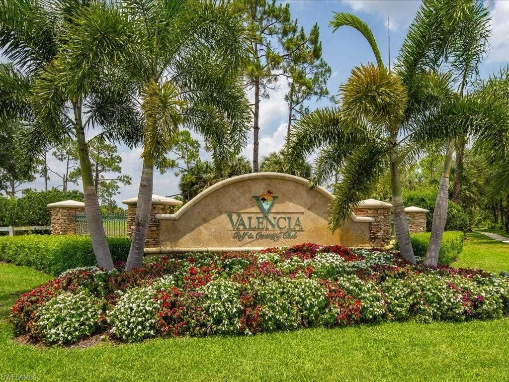 Valencia Country Club Entry Sign.jpg