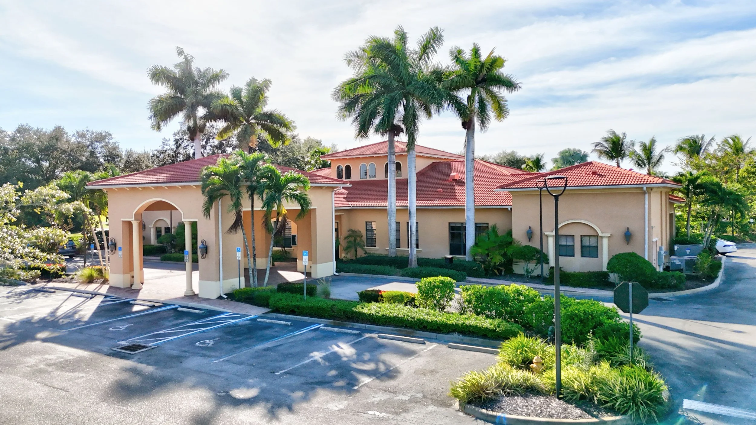 Valencia Country Club-Community Clubhouse.jpg