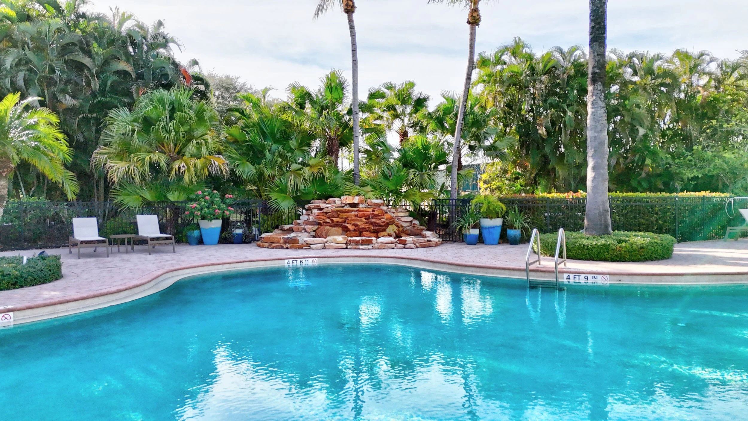 Valencia Country Club-Pool Waterfall.jpg
