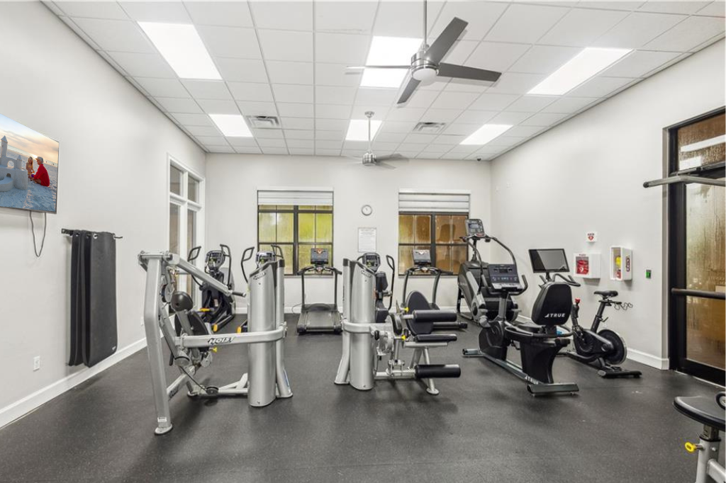 Valencia Country Club Fitness.png
