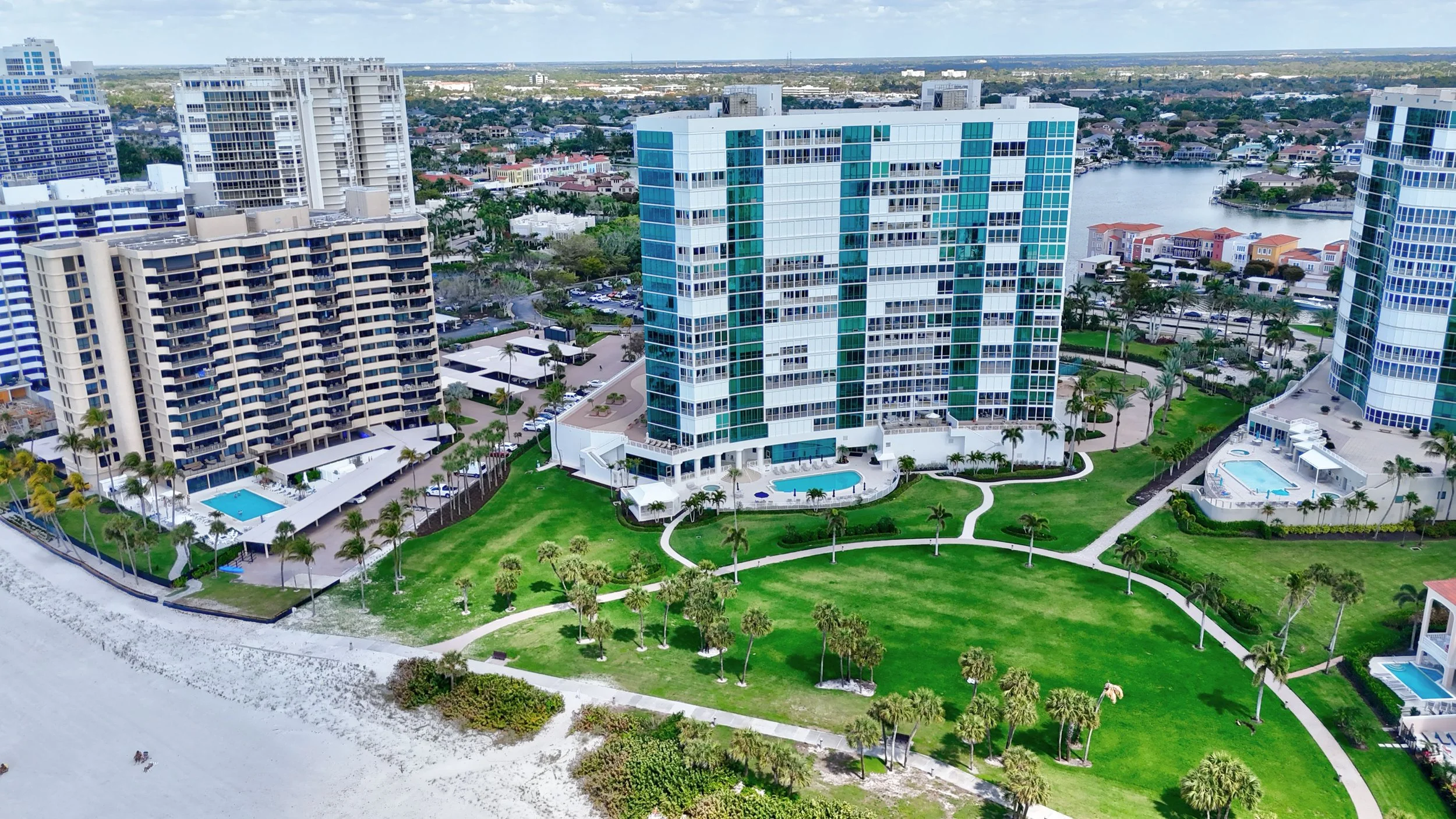 Le Ciel Park Tower in Club Le Ciel.jpg