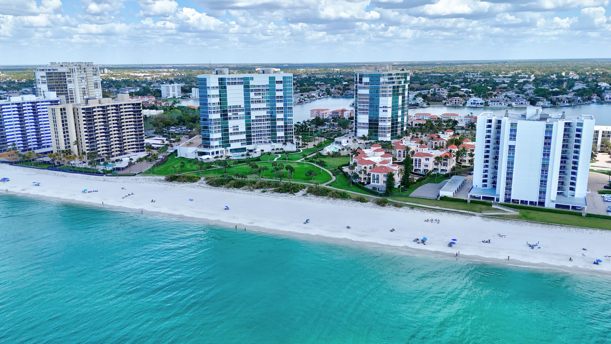 Le Ciel Park Tower and Le Ciel Venetian Tower in Club Le Ciel Sparkling Gulf Waters .jpg