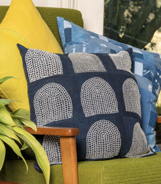 Embroidery 101: Blanket Stitch Pillows (6/27)