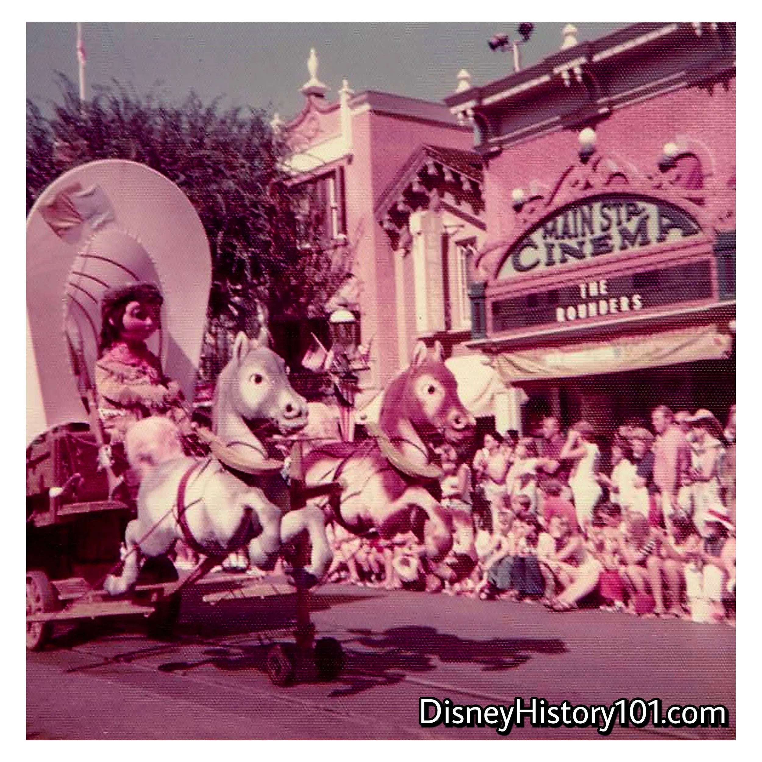 Conestoga Wagon of "Pioneers" Unit, Division One