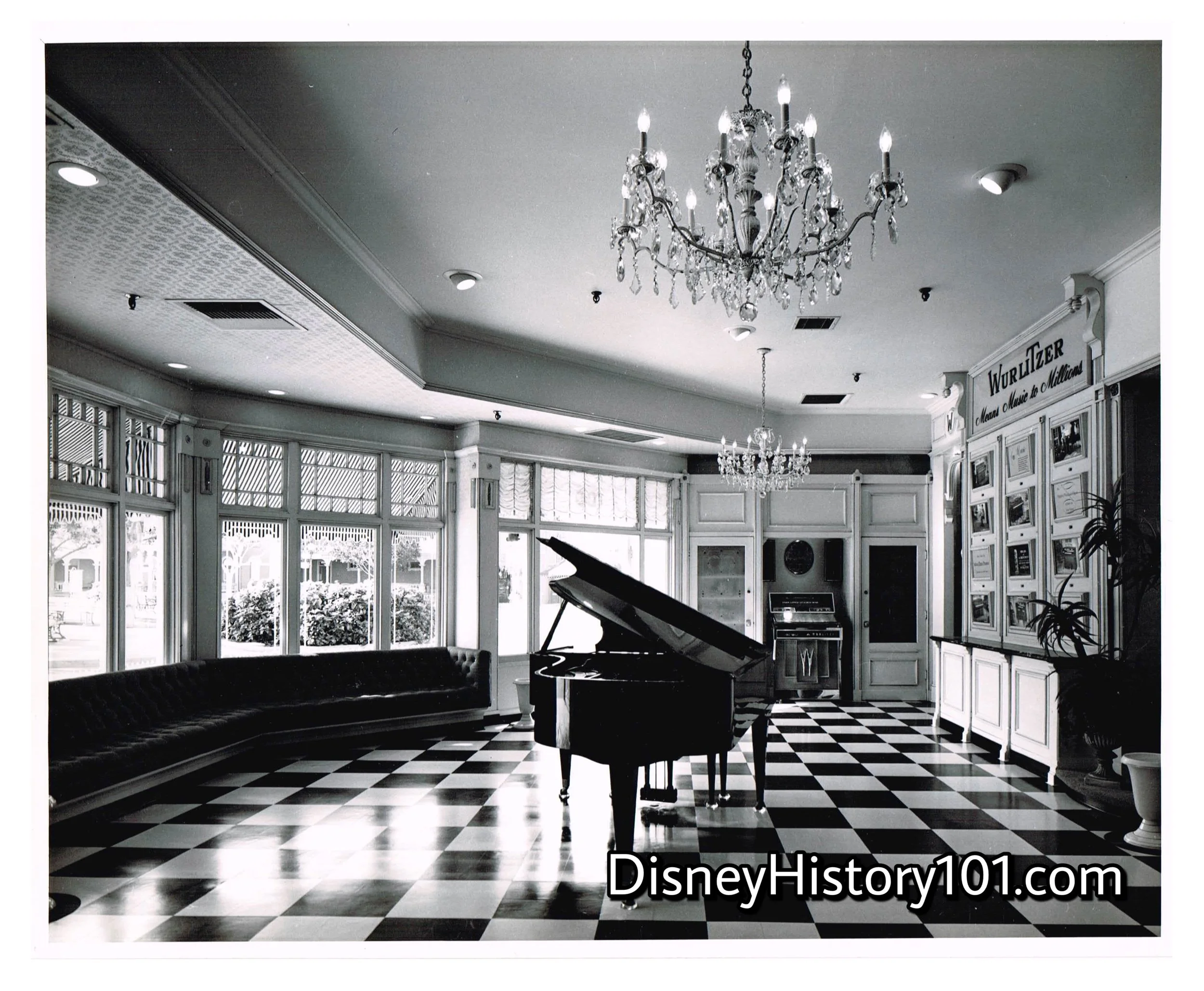 THE WURLITZER HALL SHOWROOM