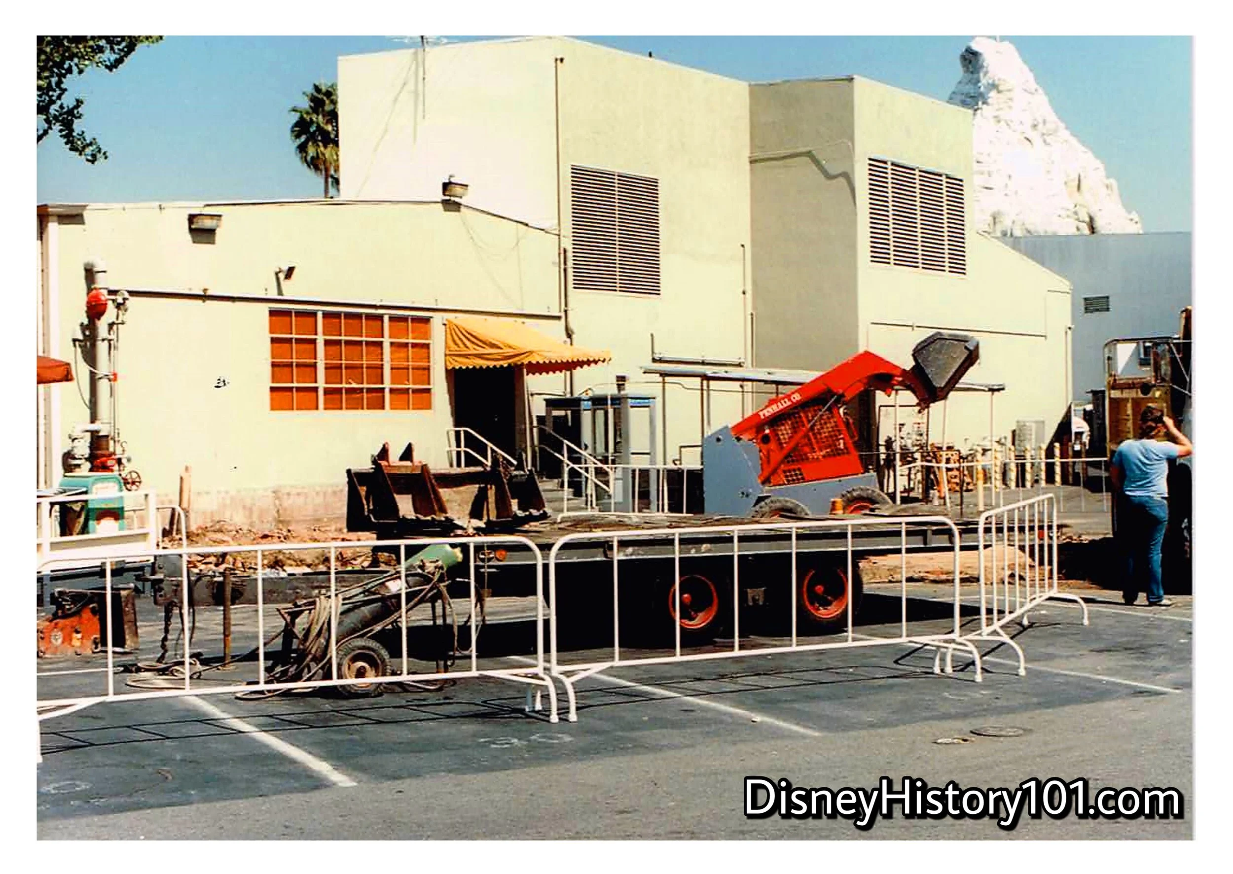  This is a backstage area just behind Tomorrowland, where some of the heavy equipment is stored while not in use. 
