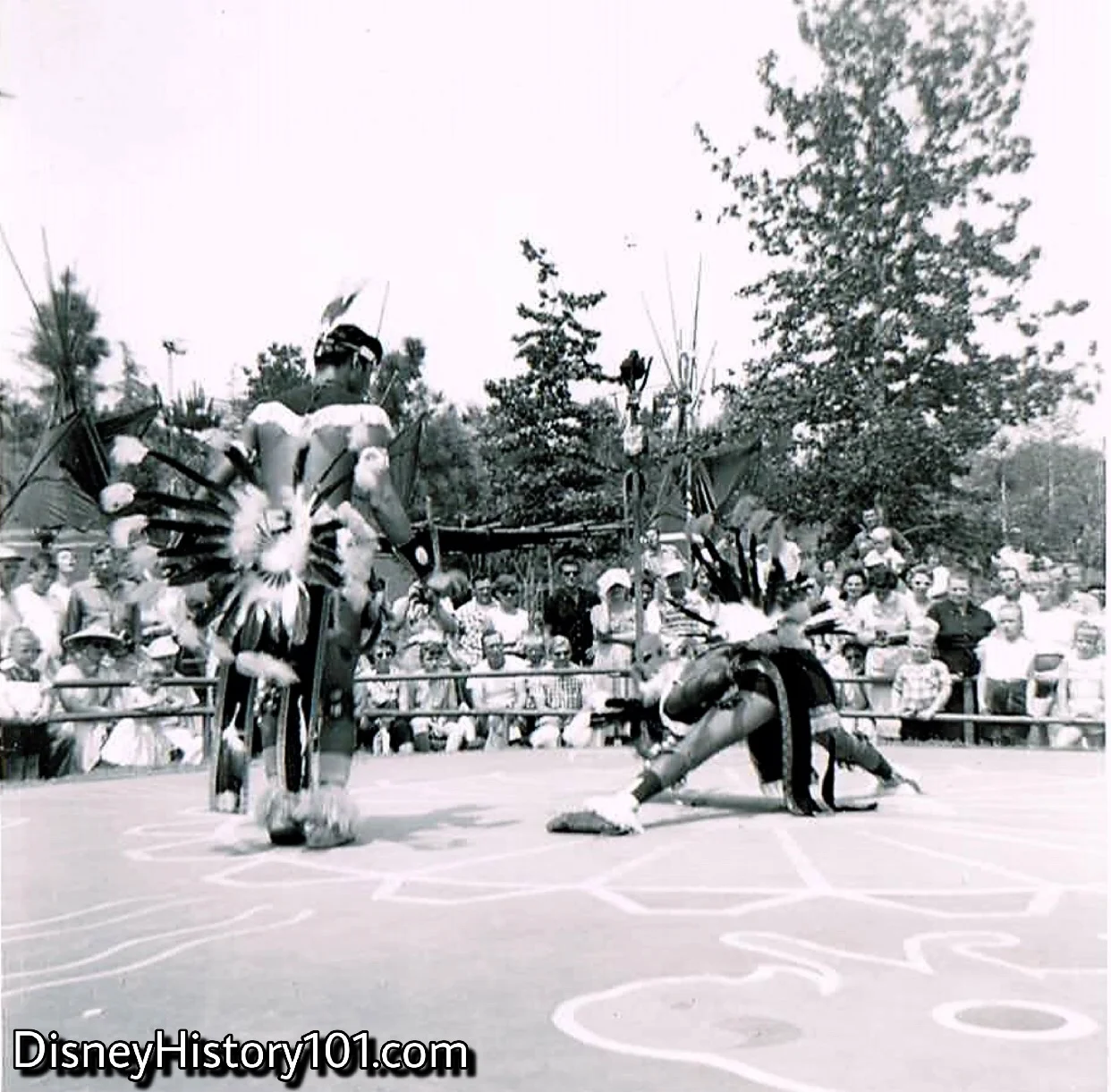 CEREMONIAL DANCE CIRCLE (1959)