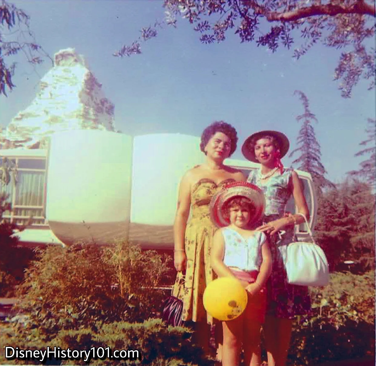 Monsanto’s Plastics House of the Future 