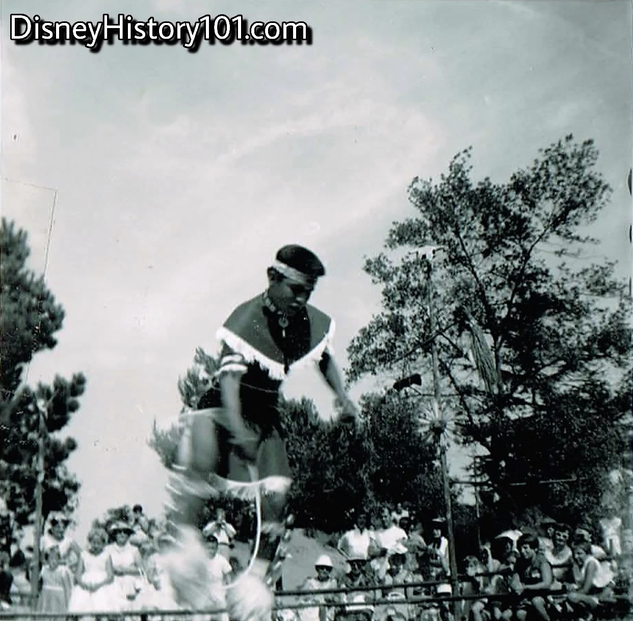 CEREMONIAL DANCE CIRCLE (August, 1958)