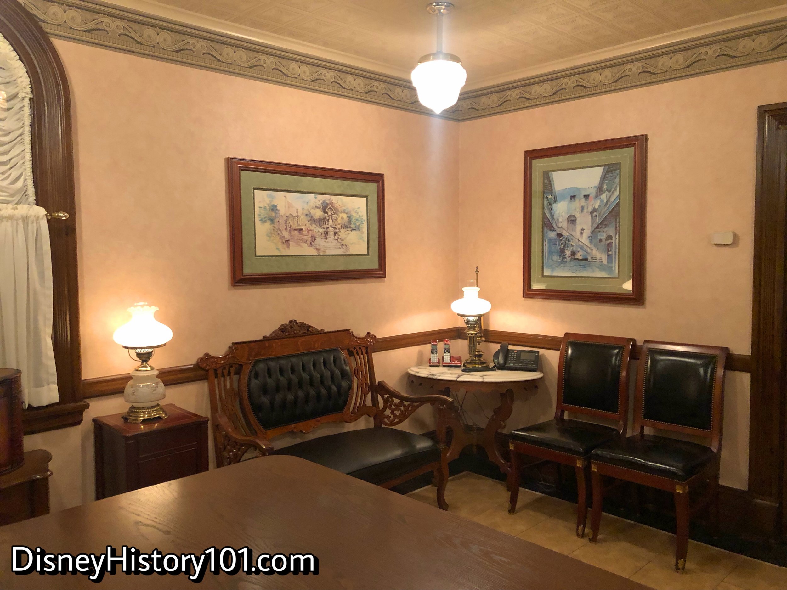 Disneyland Main Street City Hall "Mayor's Office" Interior, (the present)