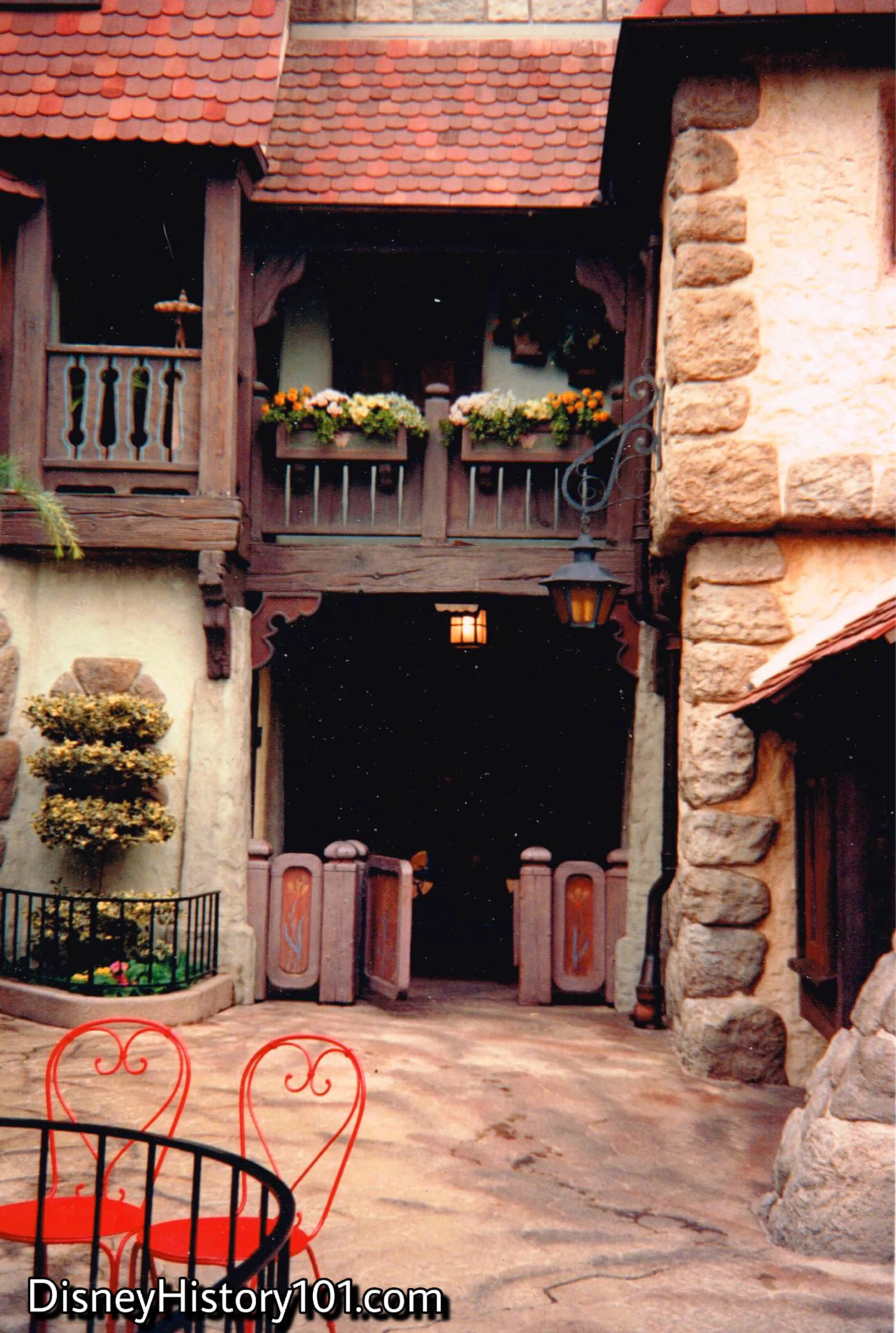 Village Haus Restaurant 