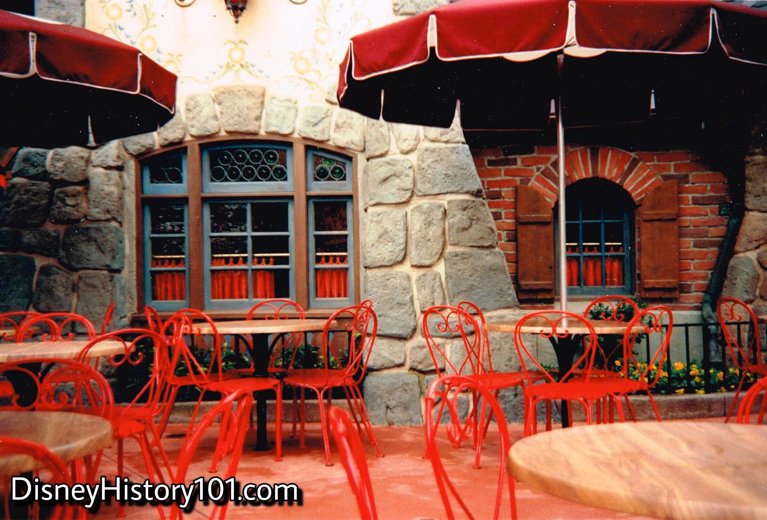 Village Haus Restaurant 