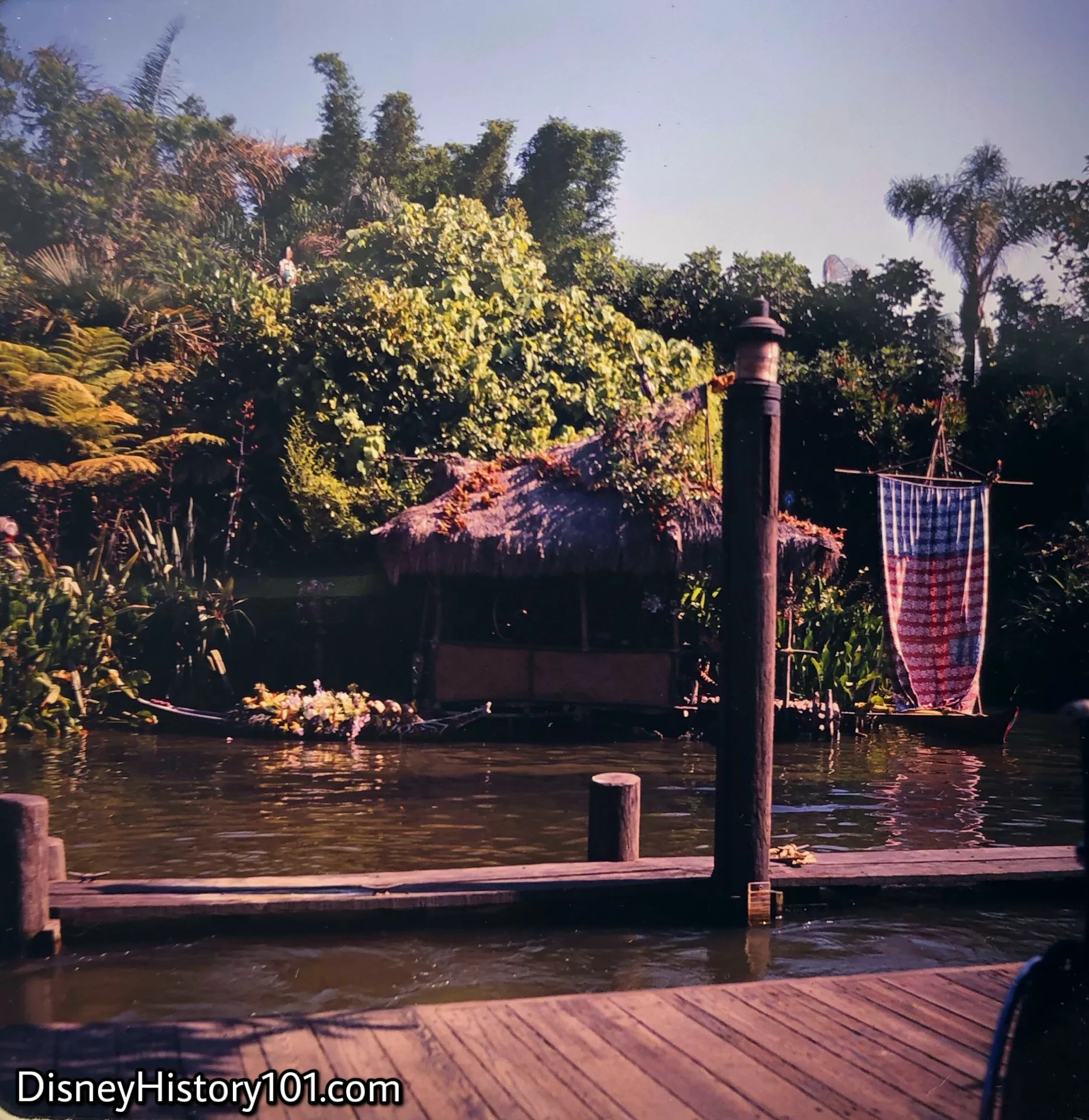 Beachcomber’s Hut and boat.