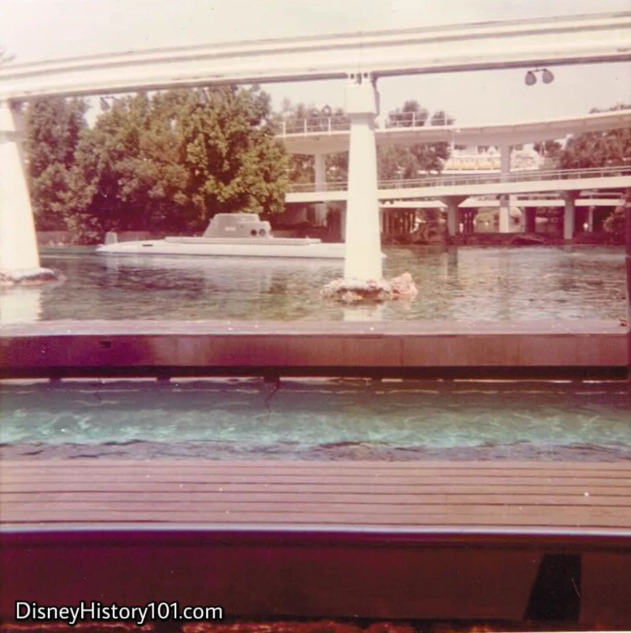 INTERMEDIATE DOCK, STORAGE RAILS, INTERMEDIATE LAGOON