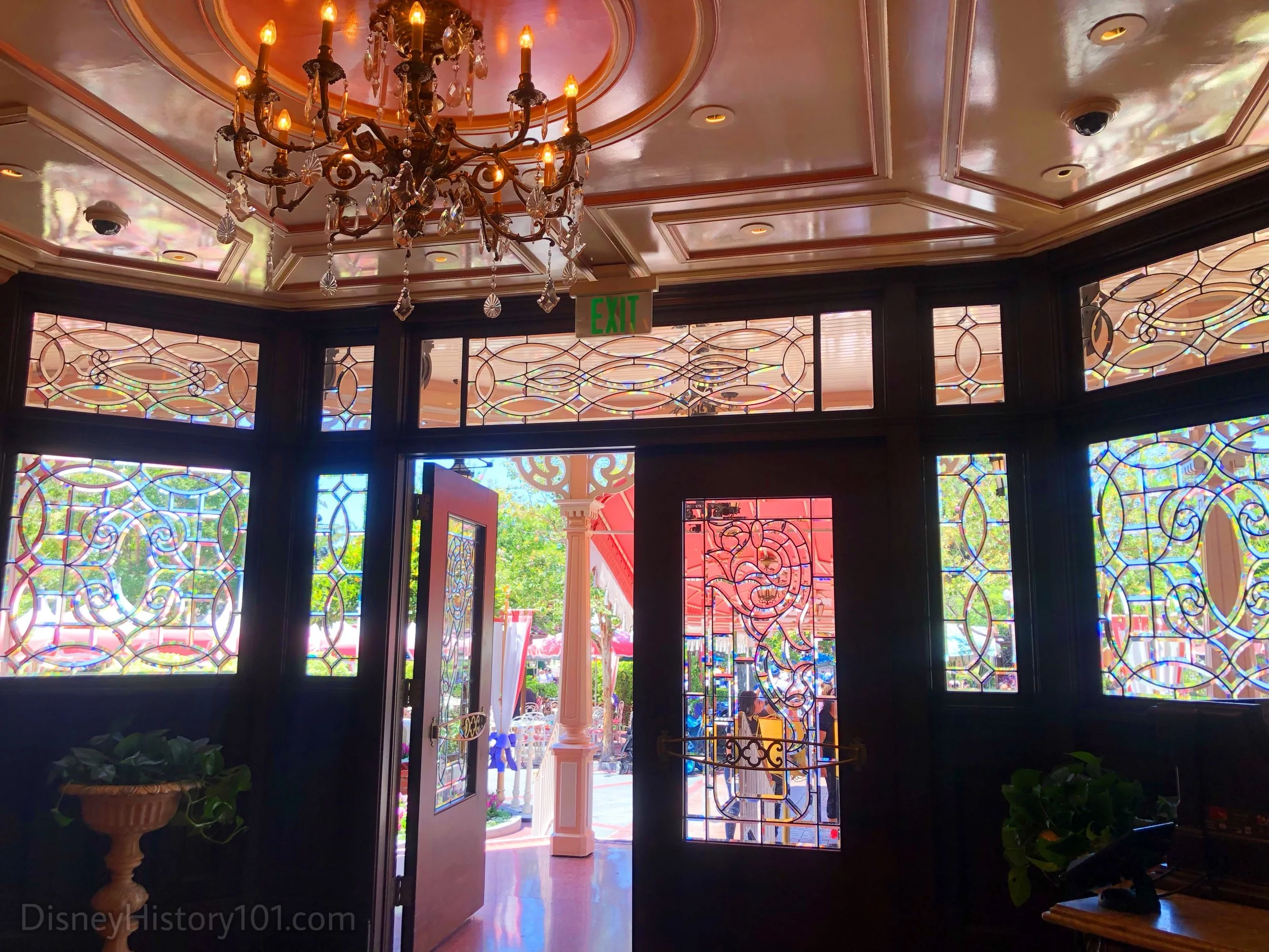 PLAZA INN (Entry Doors with Architectural Bevel Leaded Glass)