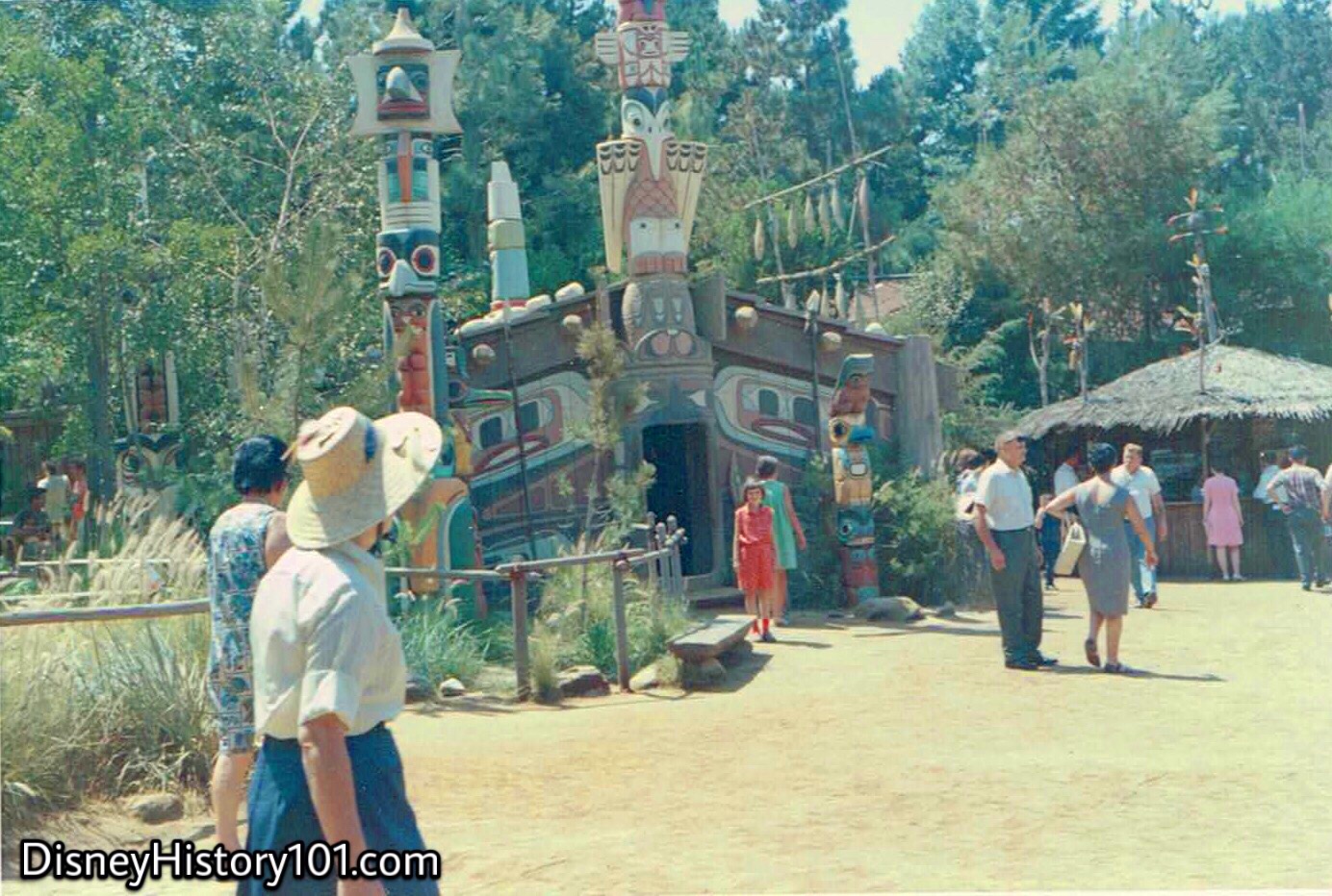 PACIFIC NORTHWEST COAST WOOD PLANK HOUSE, 1967