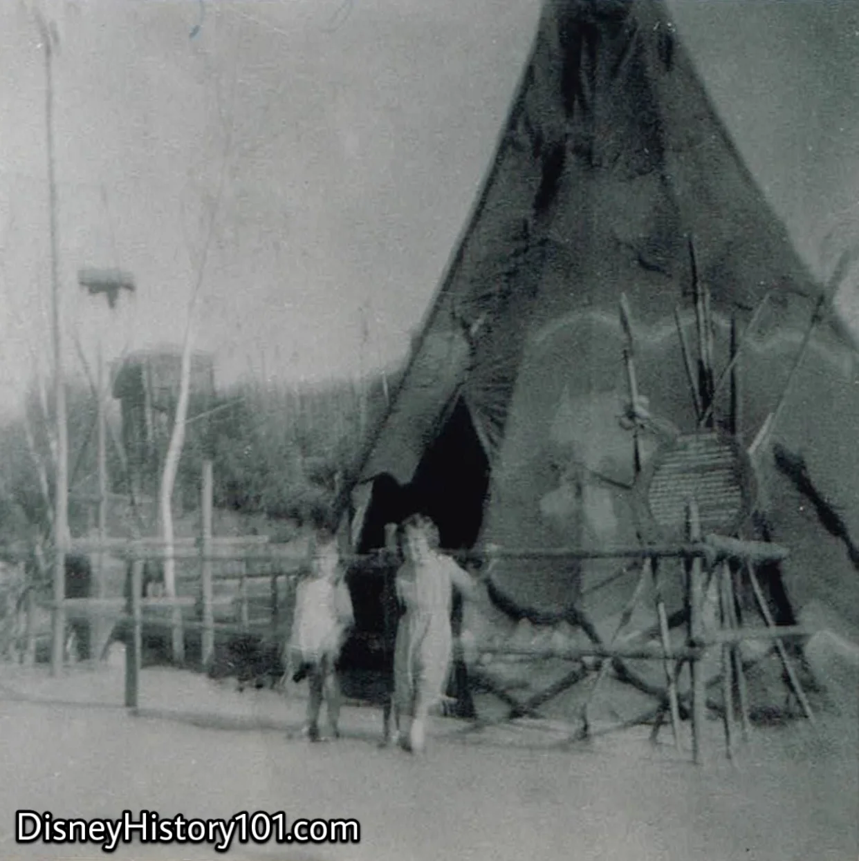 "CHIEF'S COUNCIL TEPEE" 