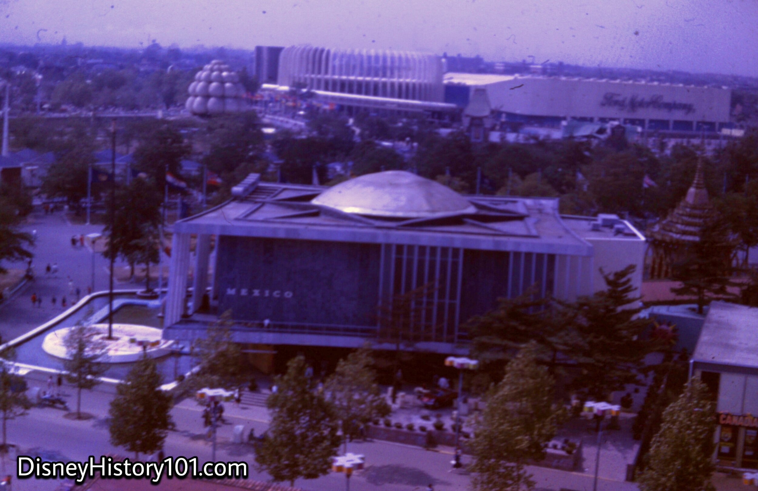 FORD Motors "Wonder Rotunda" Pavilion From Afar