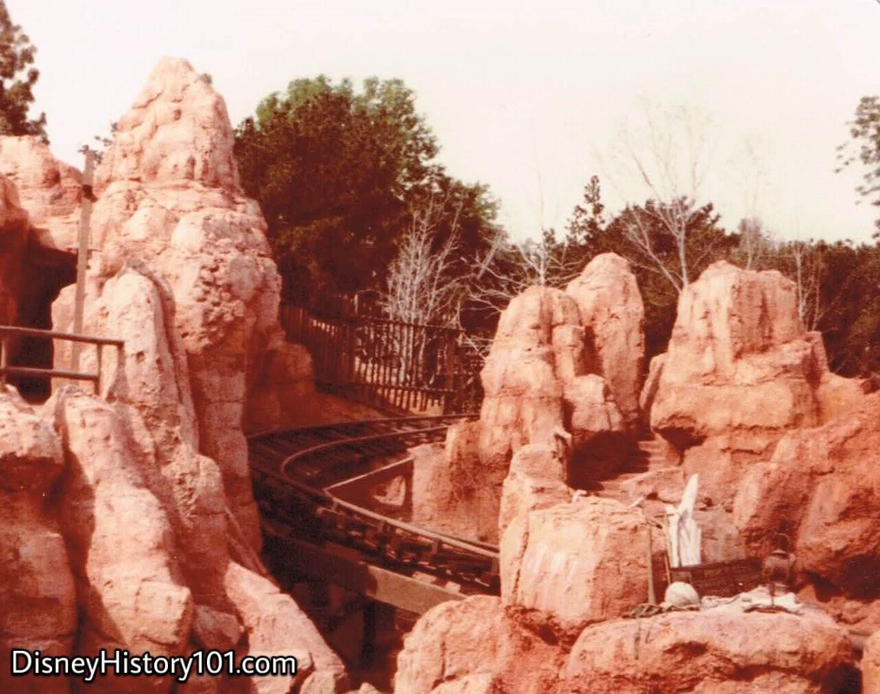Big Thunder Mountain Railroad RockWork, (1980)
