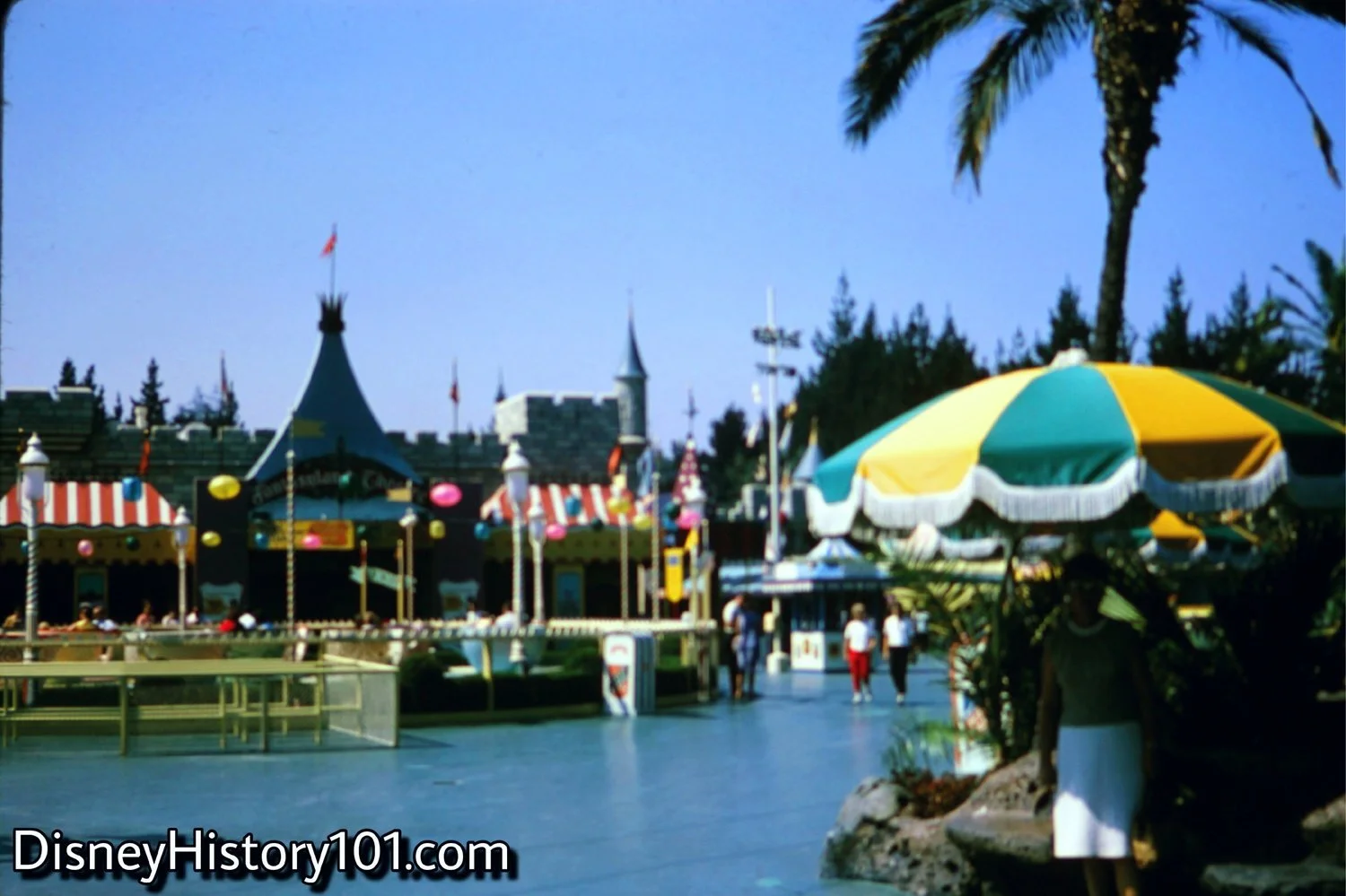 Fantasyland Theater, (1966)