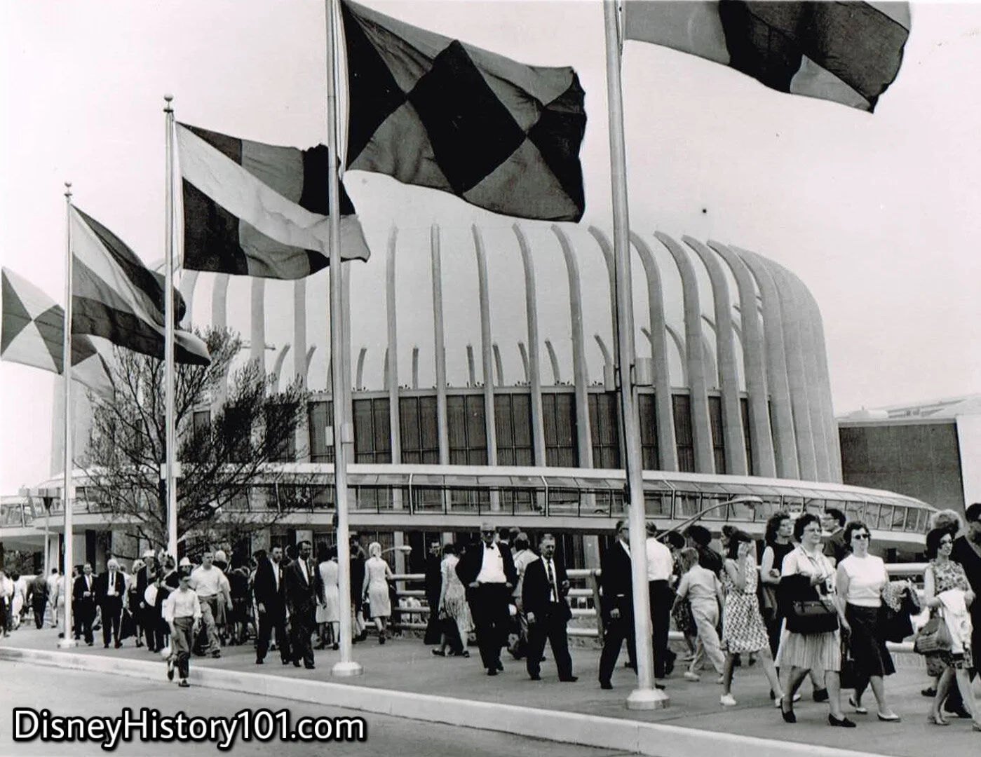 FORD Motors "Wonder Rotunda" Pavilion