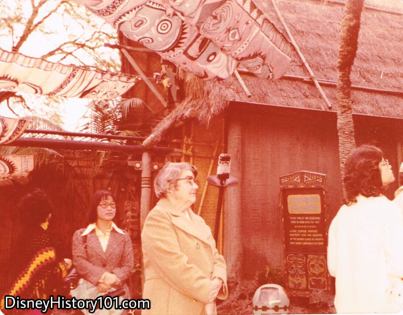 Walt Disney’s Enchanted Tiki Room Lanai