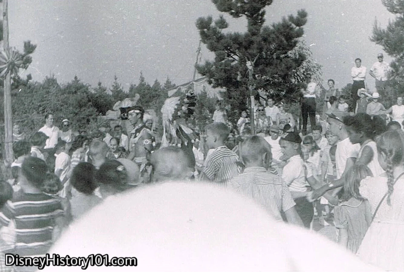 CEREMONIAL DANCE CIRCLE