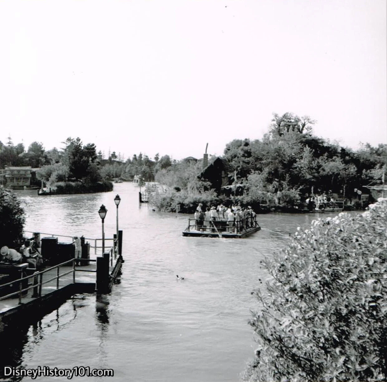 Rafts to Tom Sawyer Island