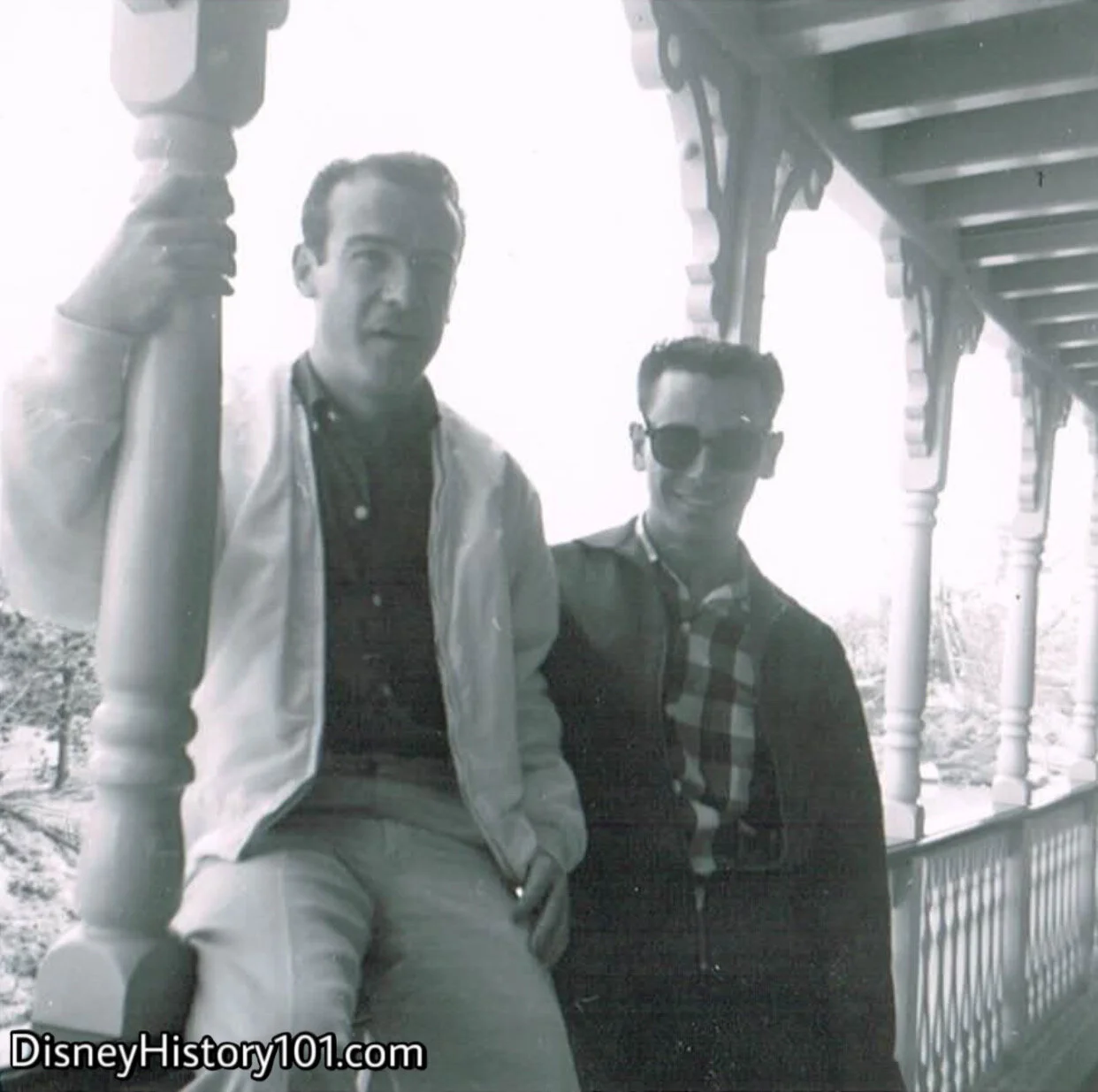 Mark Twain Promenade Deck