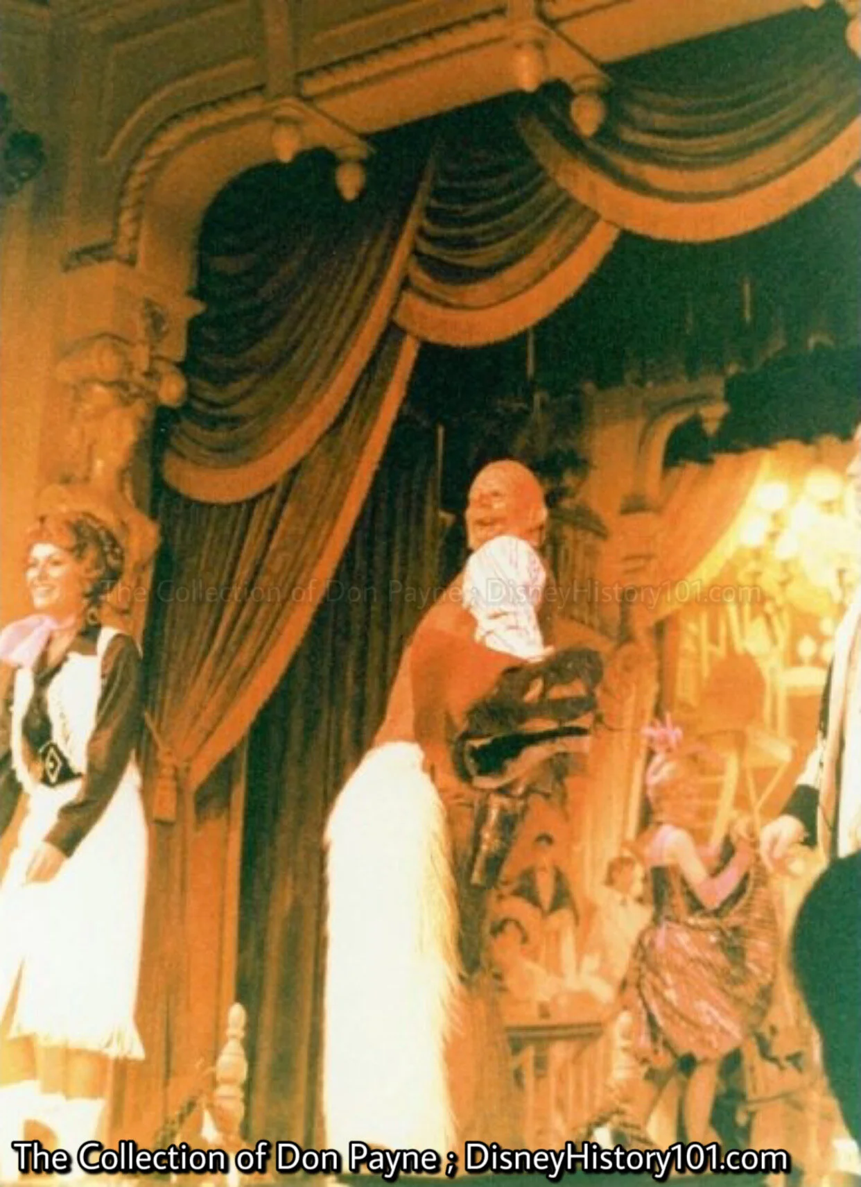  Slue Foot Sue has no reaction to the mask, so Pecos takes it off, only to reveal a silly-looking “goon” mask! &nbsp;When Slue Foot Sue has no reaction to the “goon” mask, he removes it, revealing a smiling face! At that, Slue Foot Sue lets out a scr