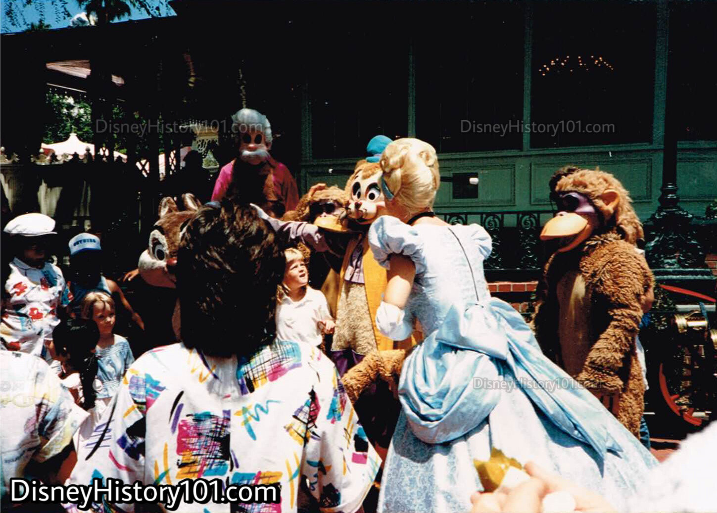 THE PLAZA INN, Character Breakfasts